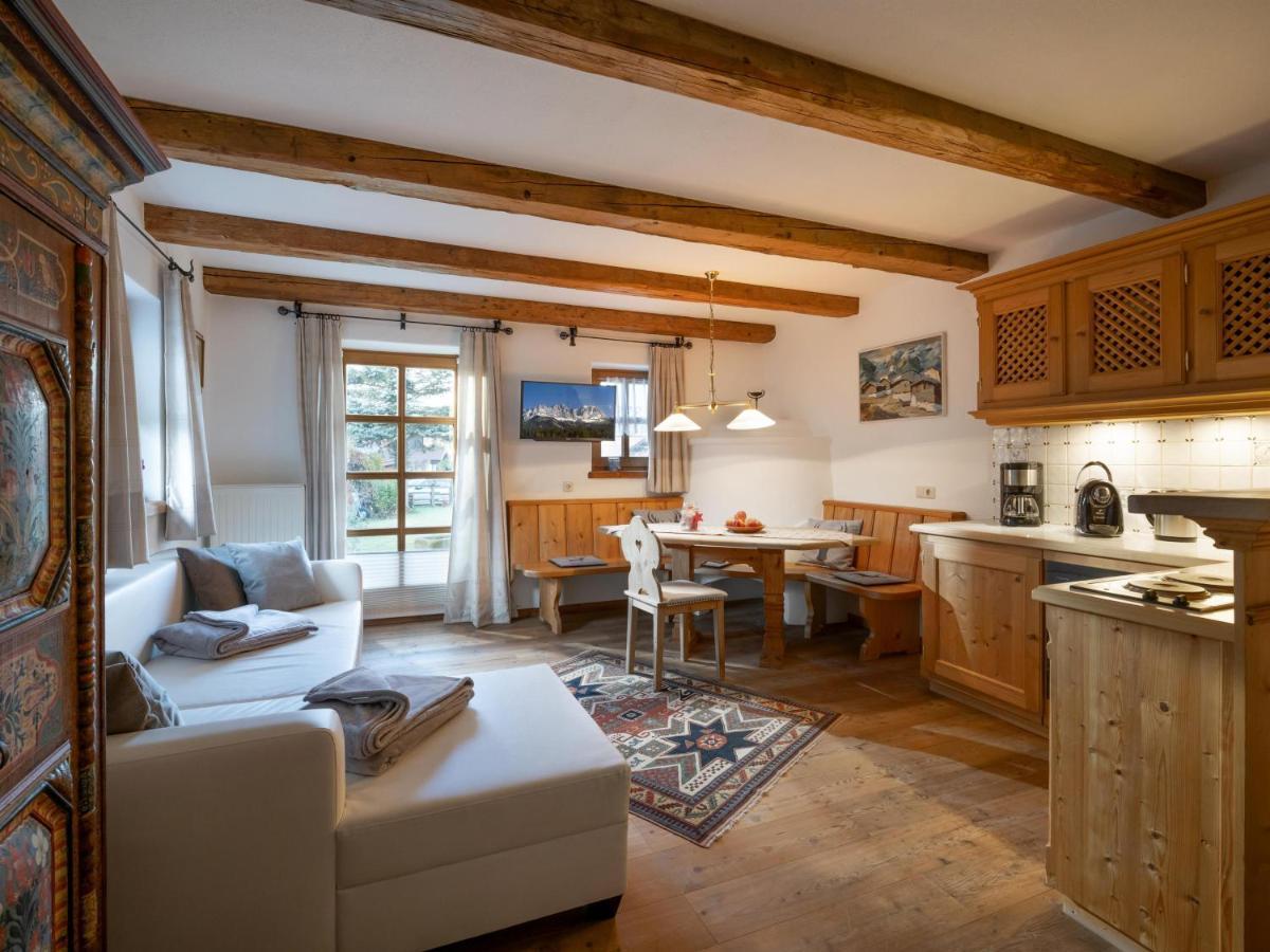 Landhaus Ammer โอแบร์นดอร์ฟ อิน ทิโรล ภายนอก รูปภาพ