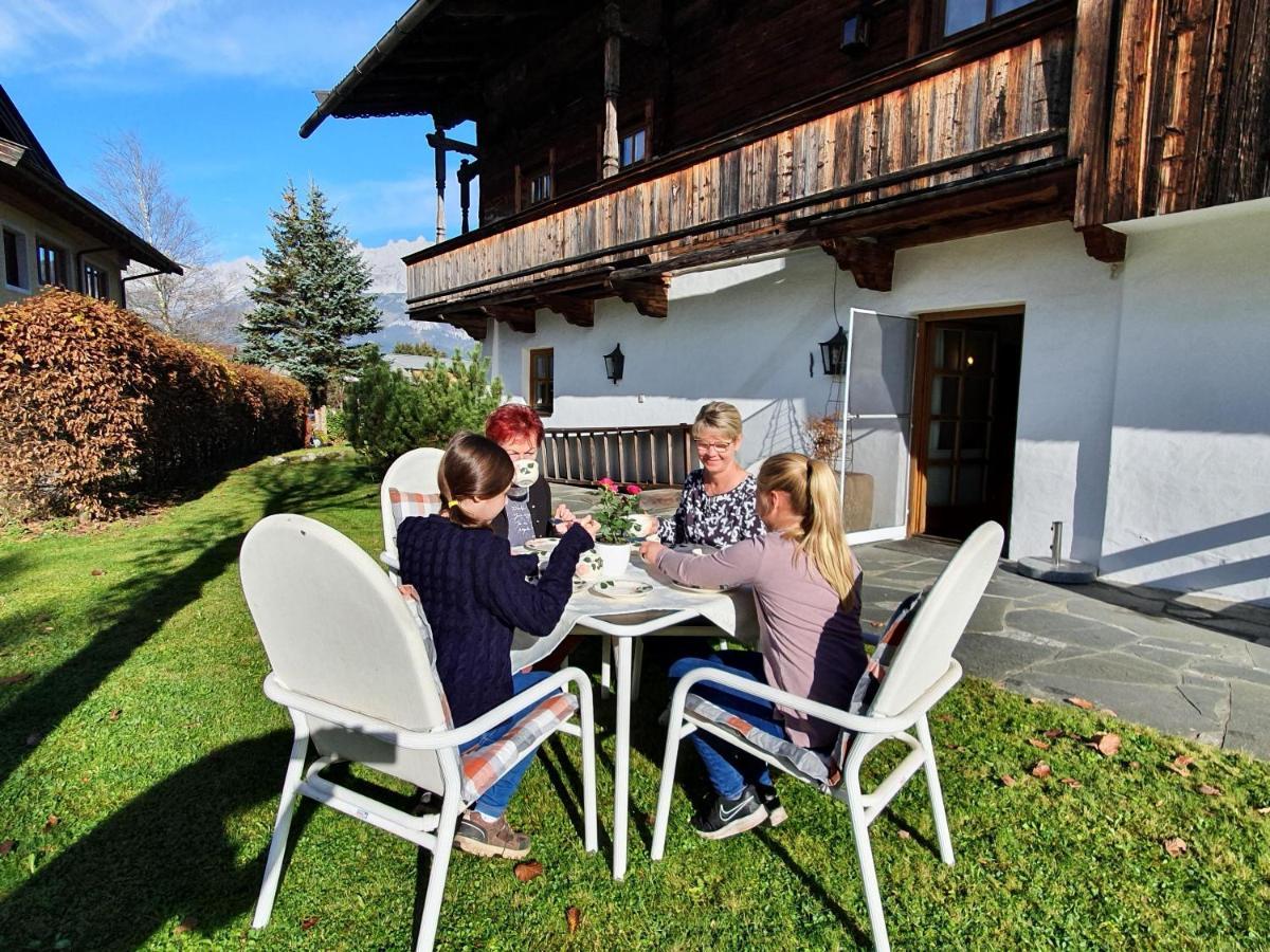 Landhaus Ammer โอแบร์นดอร์ฟ อิน ทิโรล ภายนอก รูปภาพ